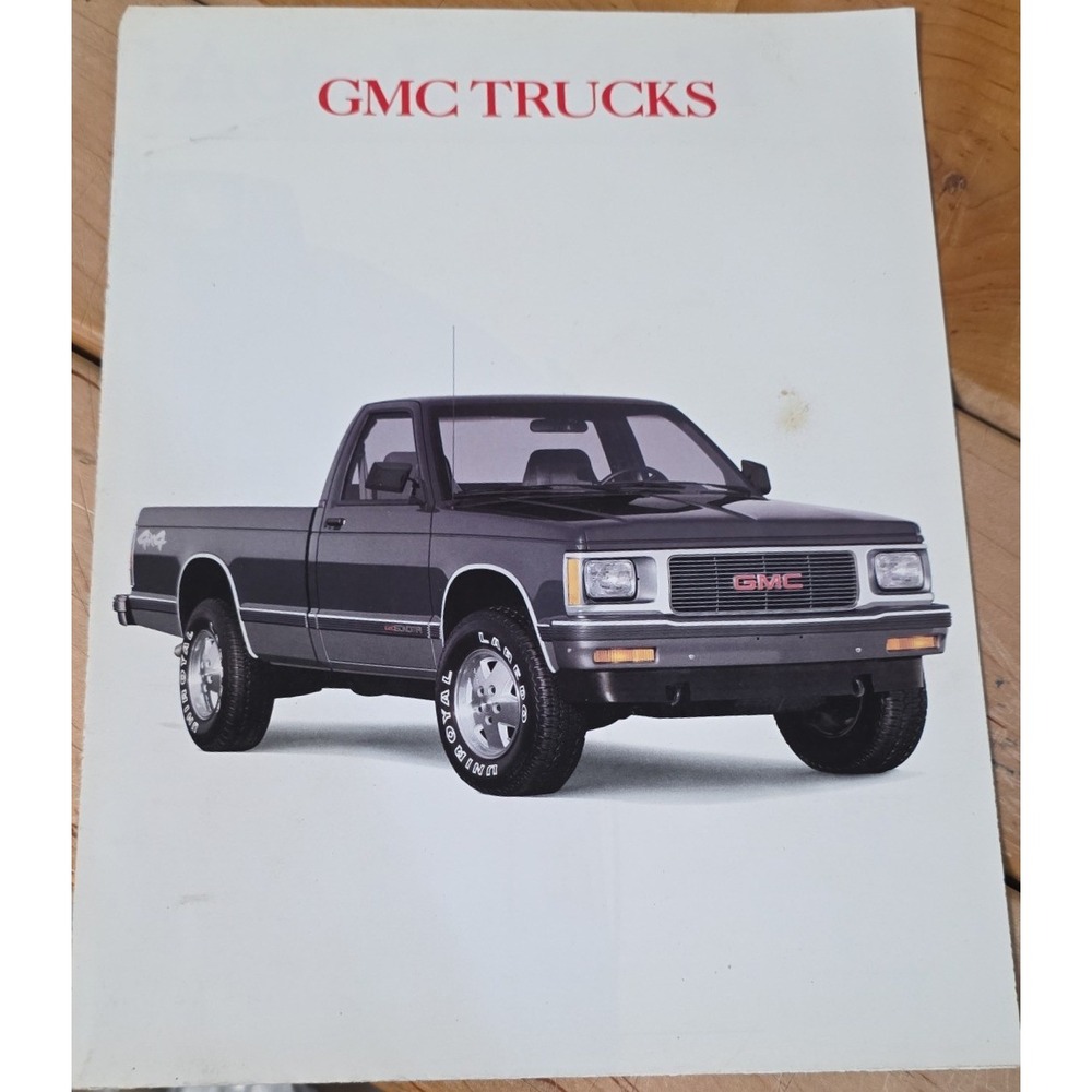 1990 GMC Trucks Sales Brochure Sierra Sonoma Jimmy Suburban Cargo Van Catalog